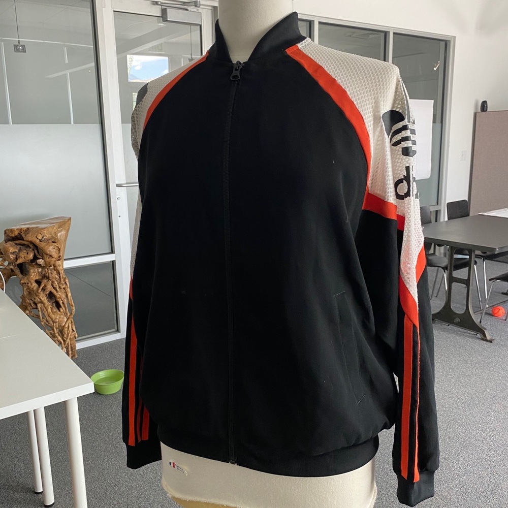 Adidas Lightweight Jacket SZ M